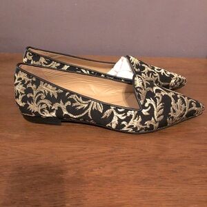 New Chatelles Ballet Flats Brocade Gold Black sz 38 pointed toe